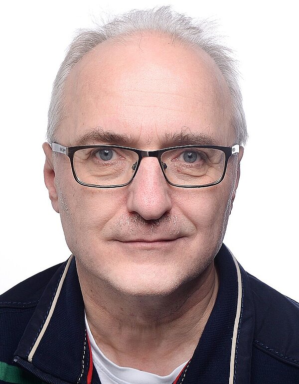 Prof. Dr. Alfred Müller Prof. Dr. Alfred Müller